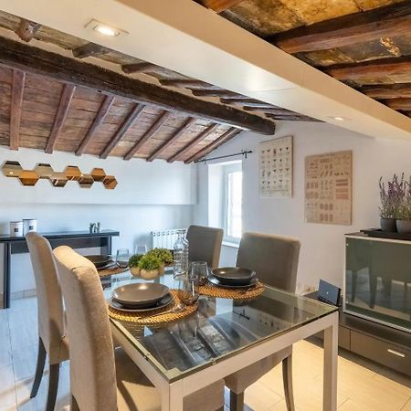 15 Min From Piazza Venezia Skyline Sanctuary In Trastevere Bagian luar foto
