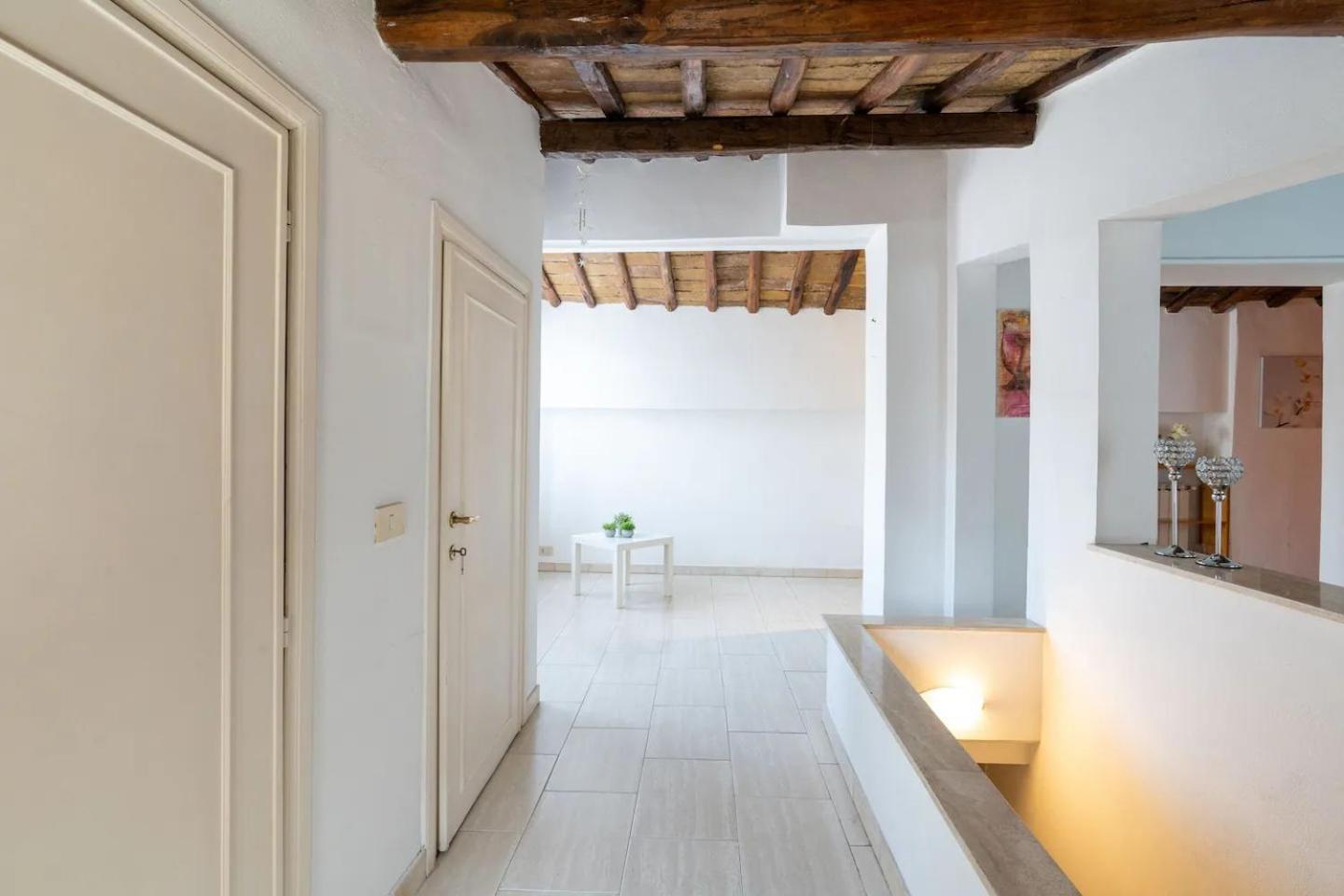 15 Min From Piazza Venezia Skyline Sanctuary In Trastevere Bagian luar foto