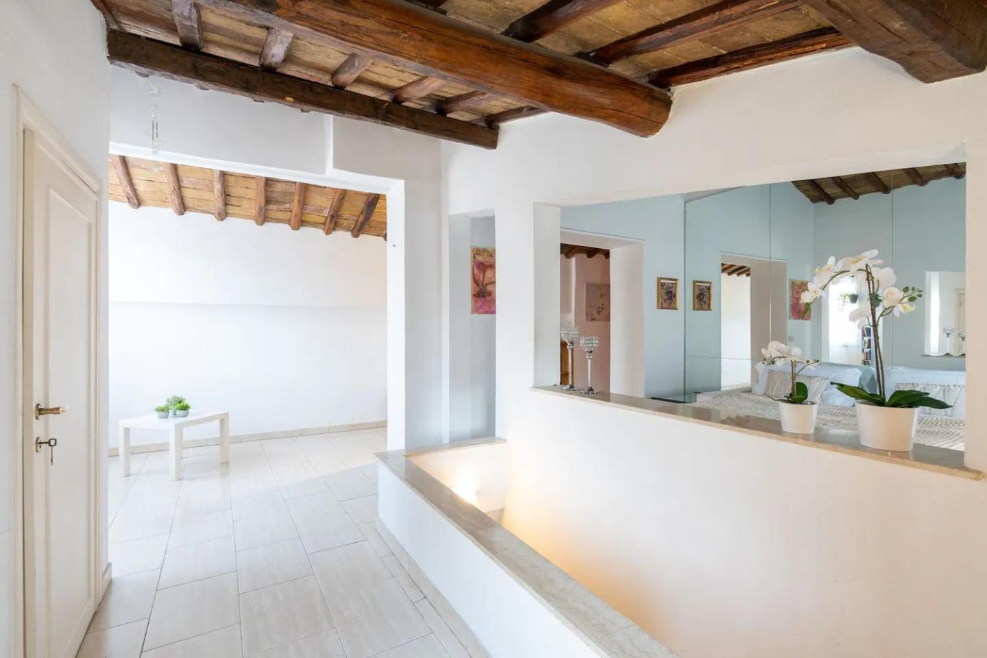 15 Min From Piazza Venezia Skyline Sanctuary In Trastevere Bagian luar foto